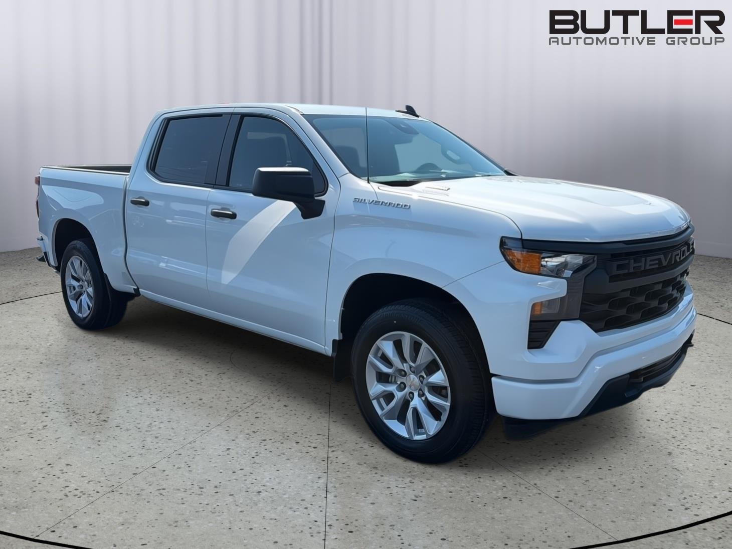 Used 2025 Summit White Chevrolet Custom image 8