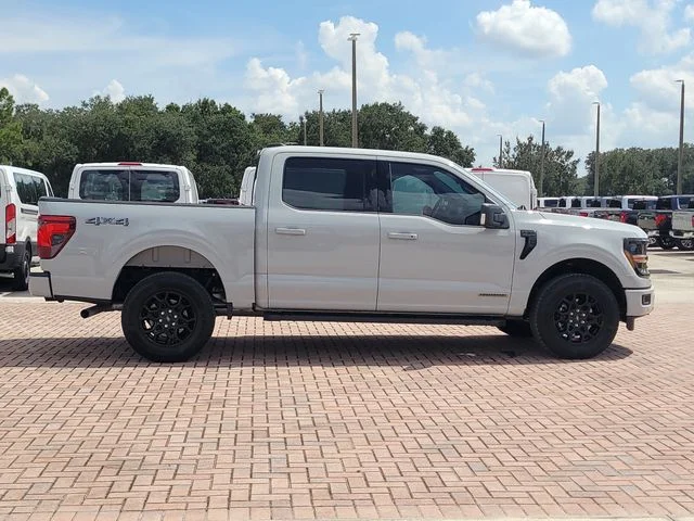 Used 2024 White Ford XLT image 4