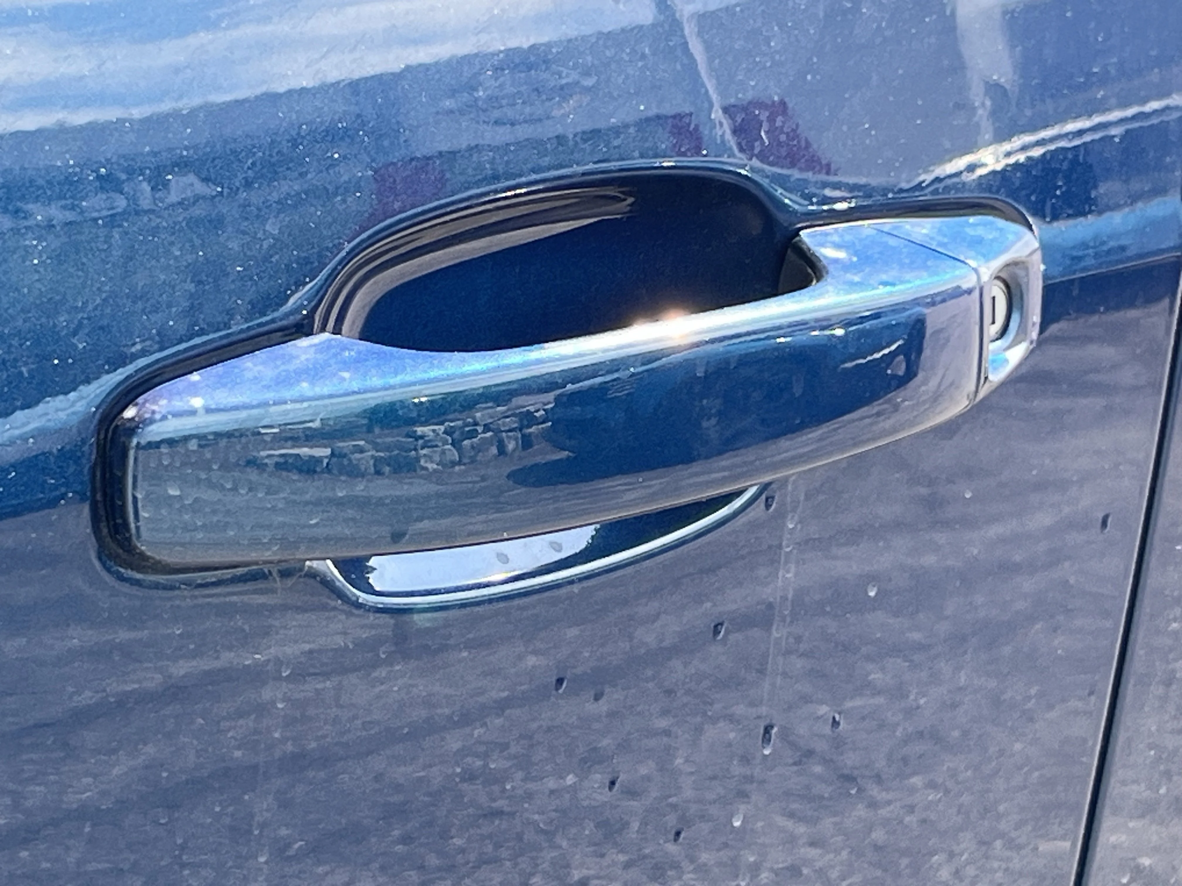 Used 2019 Pacific Blue Metallic Chevrolet Z71 image 14