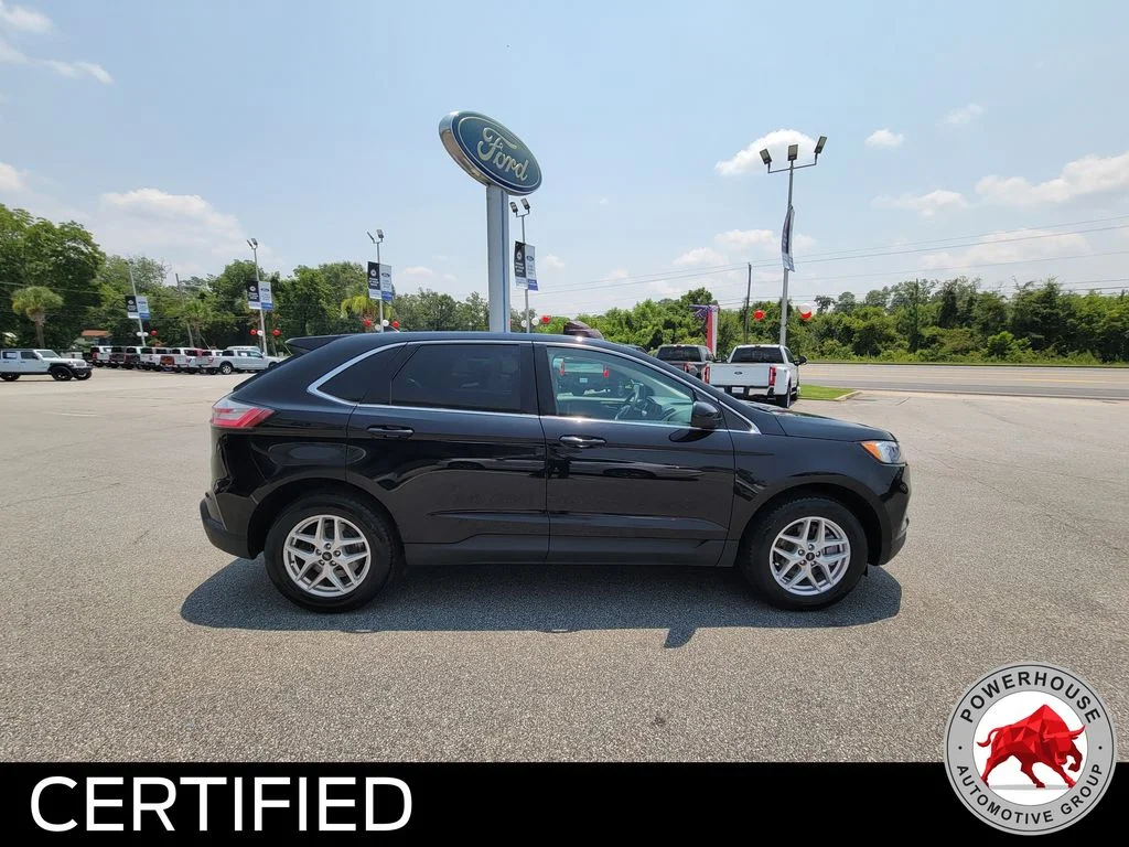 Used 2024 Black Ford SEL image 6