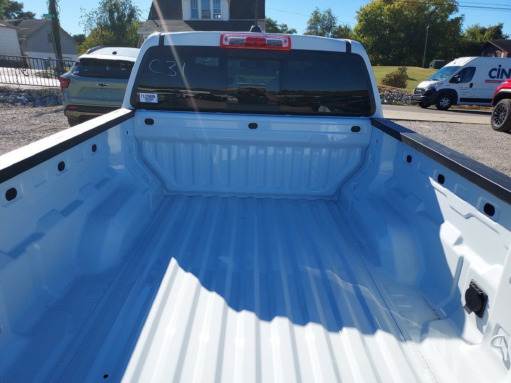 New 2026 Summit White GMC Elevation image 9