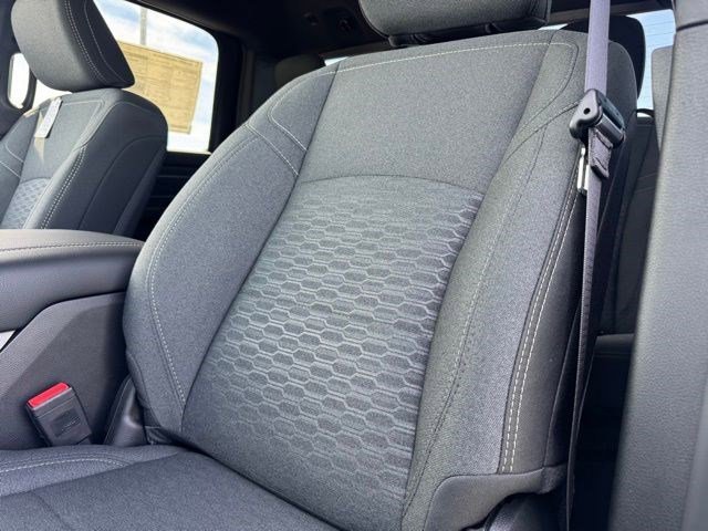 New 2026 Granite Crystal Metallic Clearcoat RAM Big Horn image 28