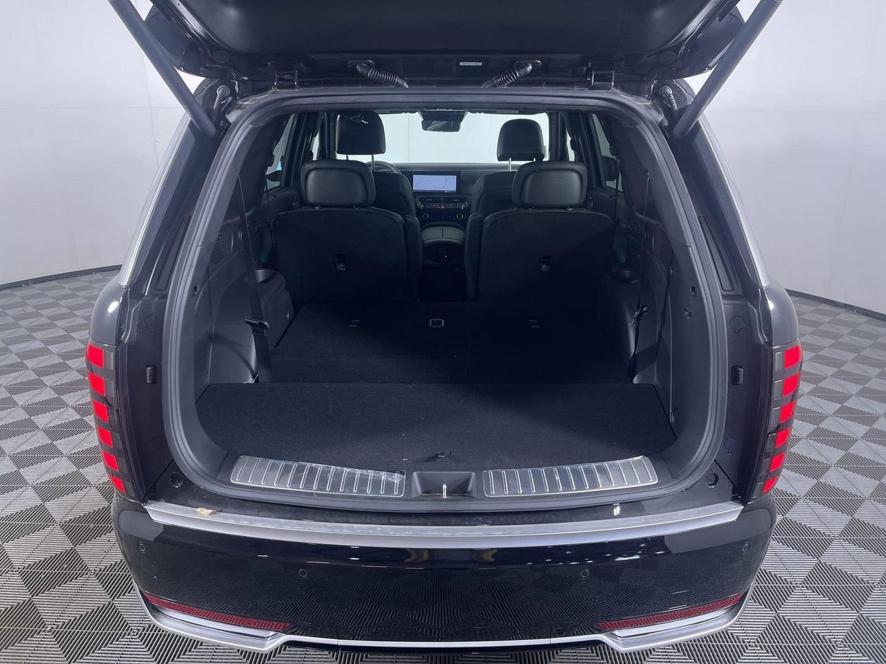 New 2026 Abyss Black Pearl Hyundai Calligraphy AWD image 14