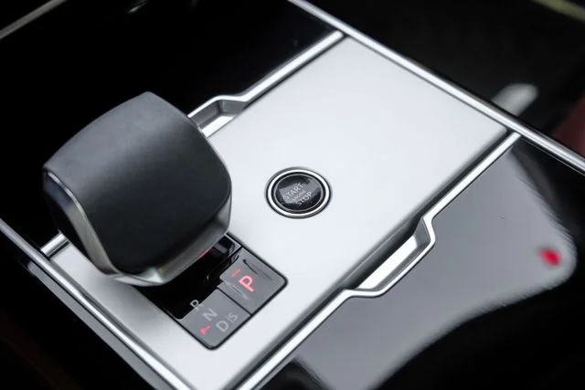 New 2026 Black Land Rover SE image 30