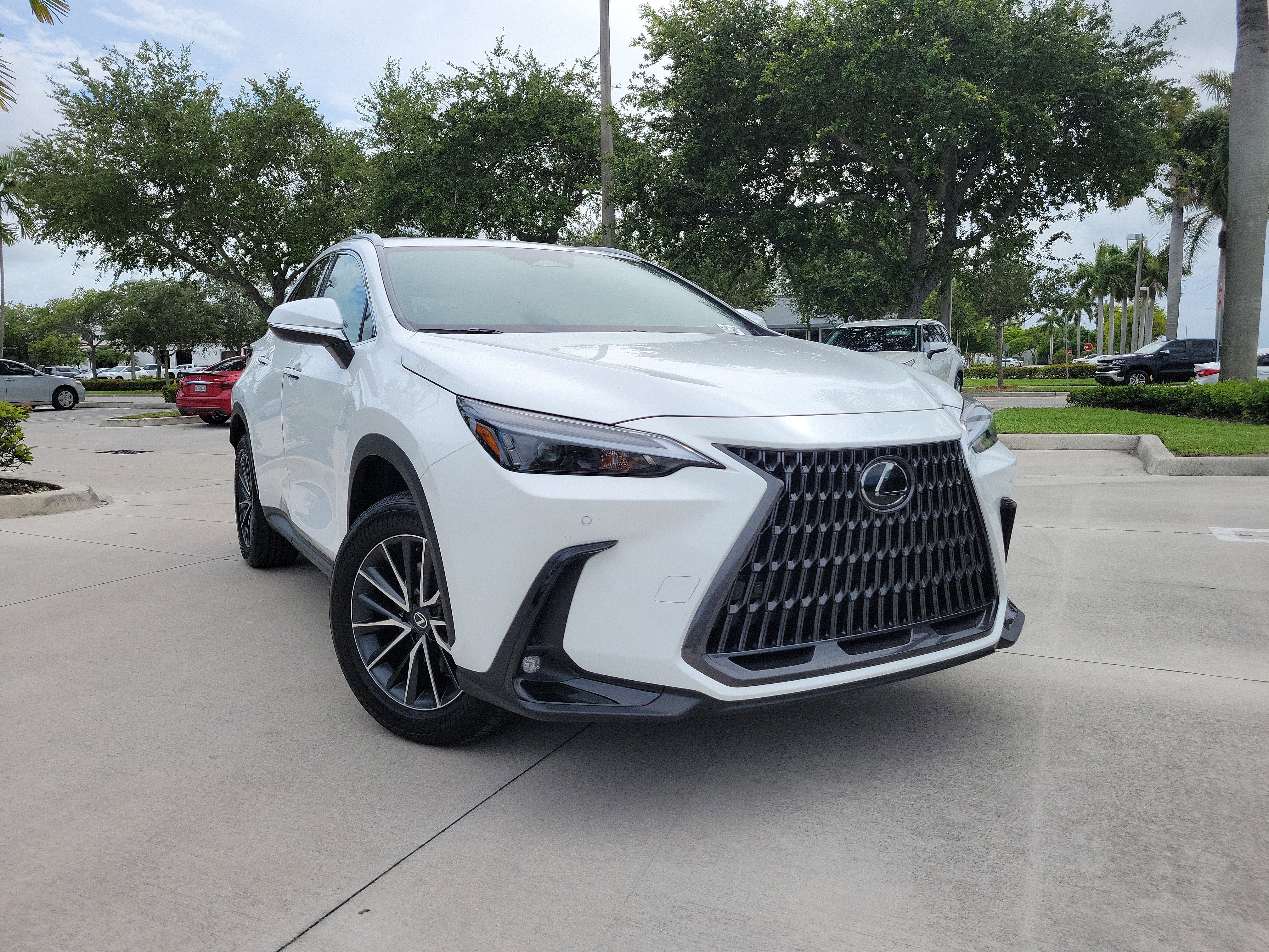 Certified Used 2026 Ultra White Lexus NX 350 image 2