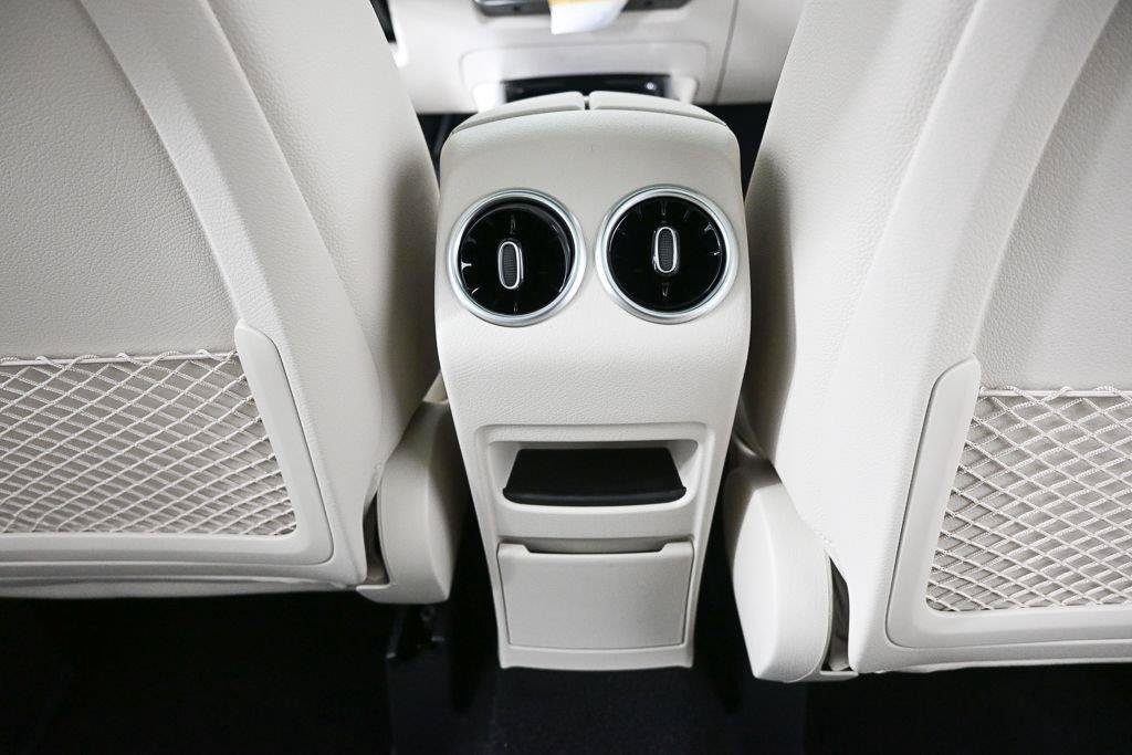 New 2026 Polar White Mercedes-Benz GLA 250 image 58