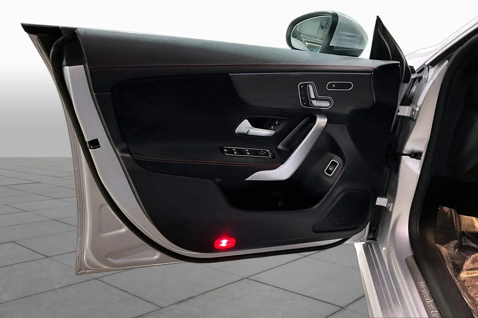Used 2023 Iridium Silver Metallic Mercedes-Benz CLA 250 image 22