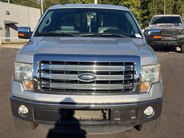 Used 2013 Silver Ford Lariat image 2