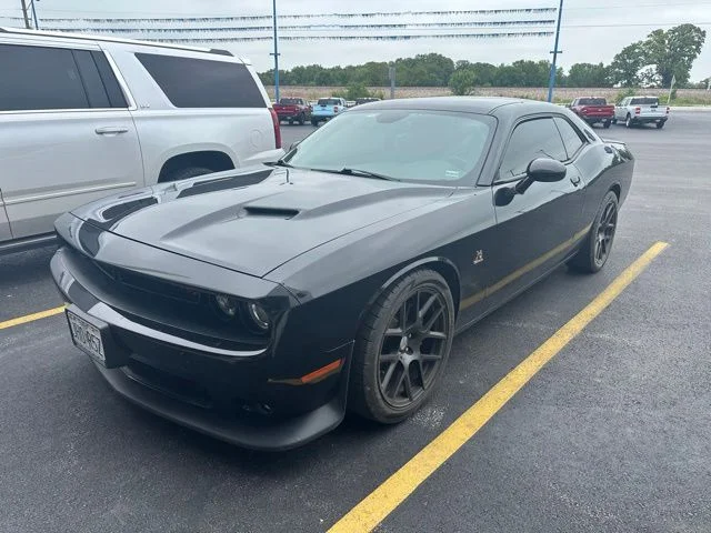 2016 Dodge Challenger Scat Pack's photo