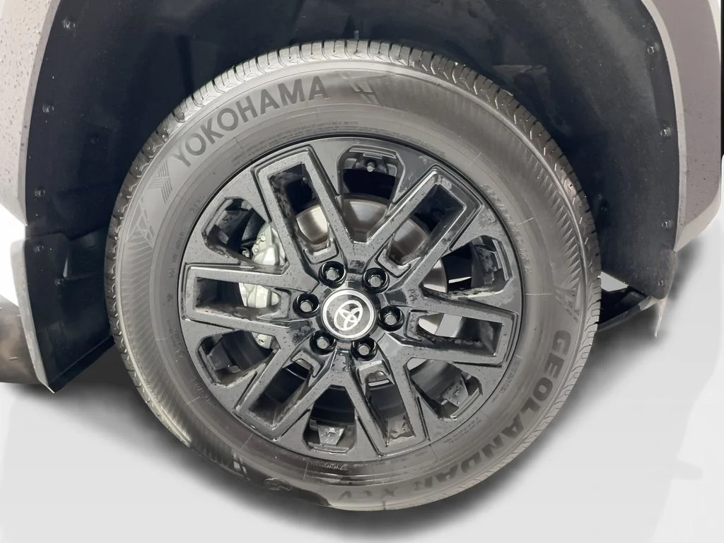 Used 2026 White Toyota SR5 image 13