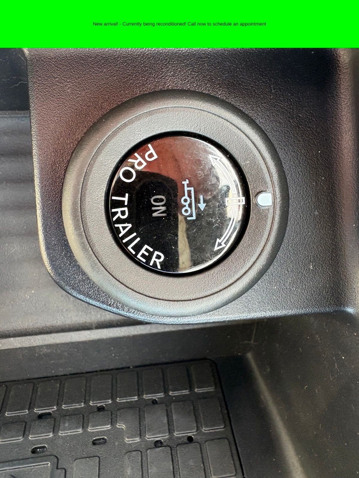 Used 2025 Black Metallic Ford Active image 14