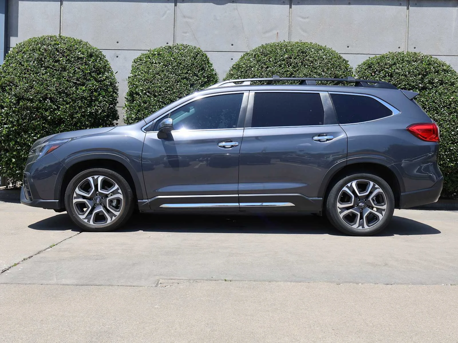 Certified Used 2023 Magnetite Gray Metallic Subaru Touring image 5