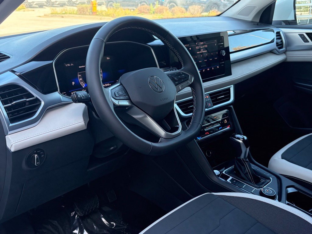 New 2026 Pure White Volkswagen 1.5T SE image 8