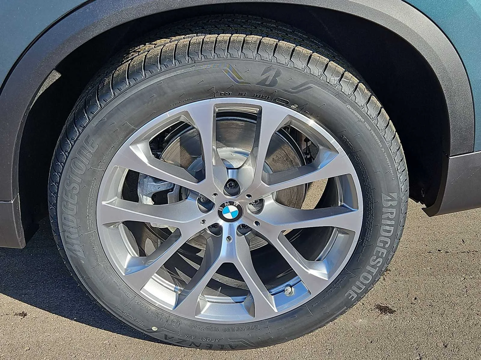 New 2026 Blue Ridge Mountain Metallic BMW xDrive40i image 13
