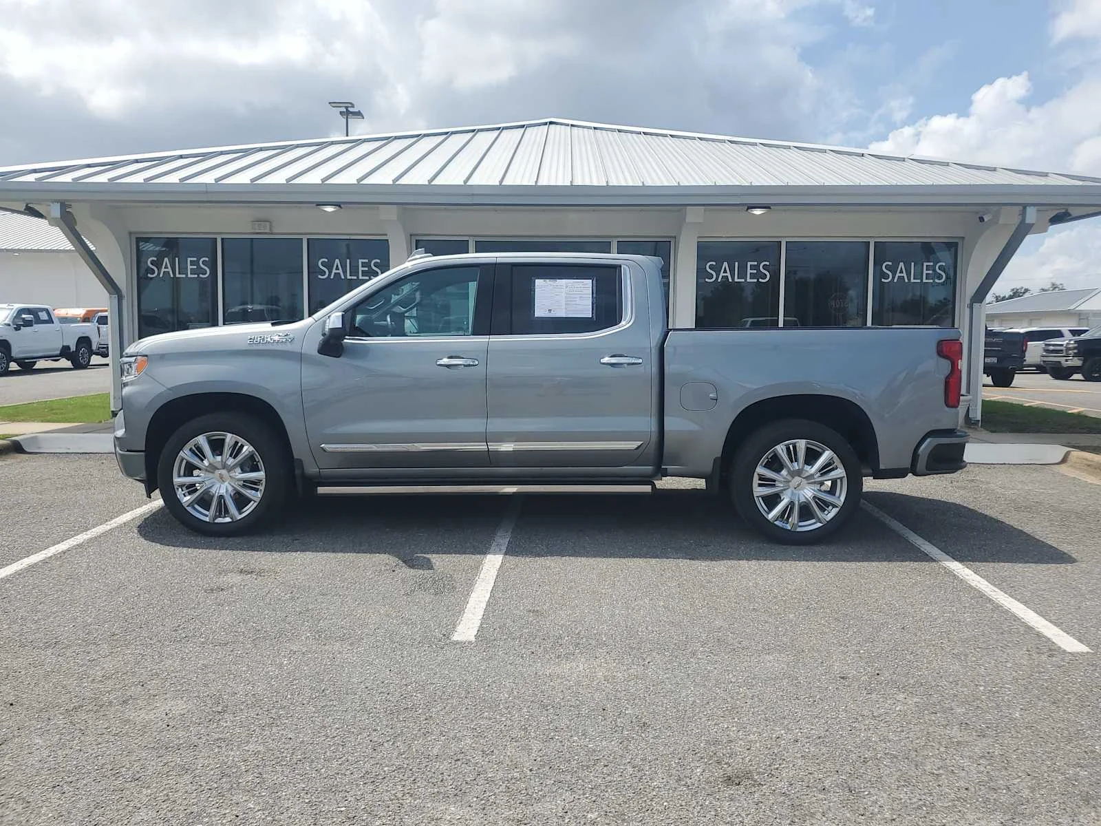 Used 2023 Sterling Gray Metallic Chevrolet High Country image 2