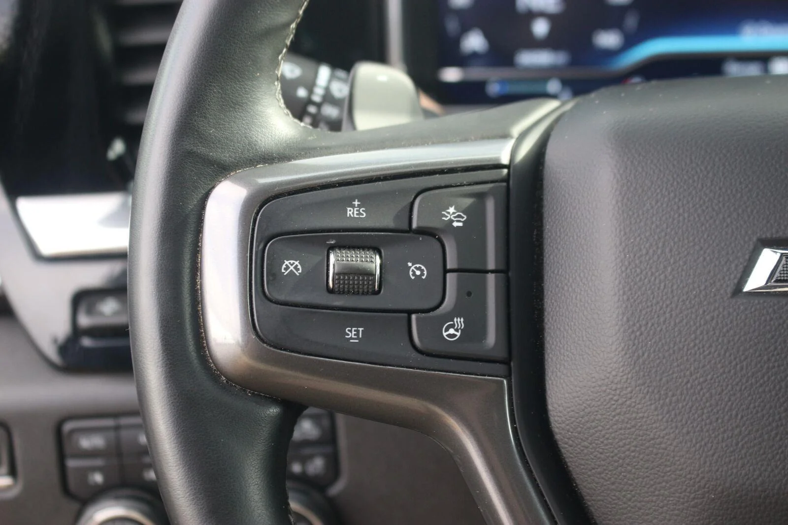 Used 2024 Black Chevrolet High Country image 22
