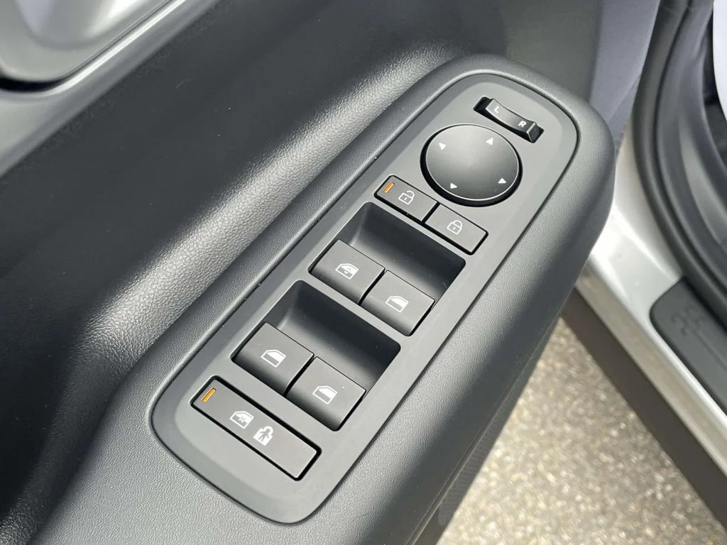 New 2026 Silver Hyundai SE image 16