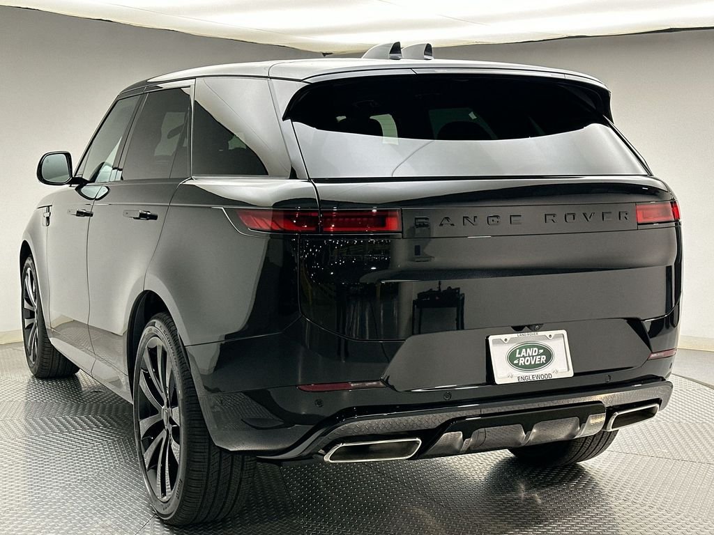 New 2027 Santorini Black Metallic Land Rover Dynamic SE image 3