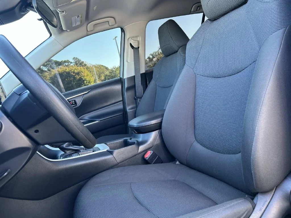 Certified Used 2025 Silver Toyota LE image 23