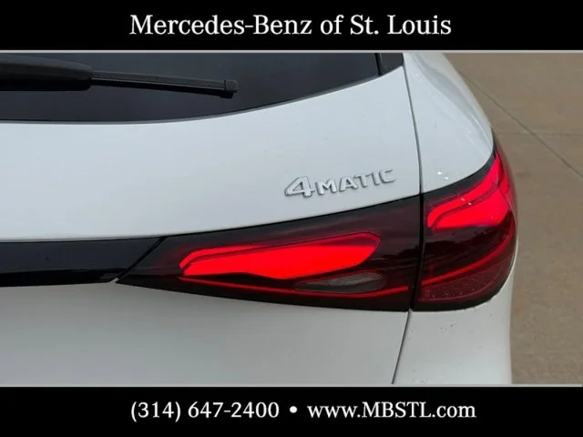 New 2027 Polar White Mercedes-Benz GLC 300 image 5