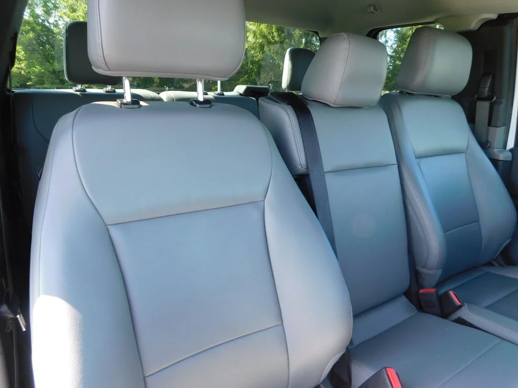 Used 2022 White Ford XL image 22