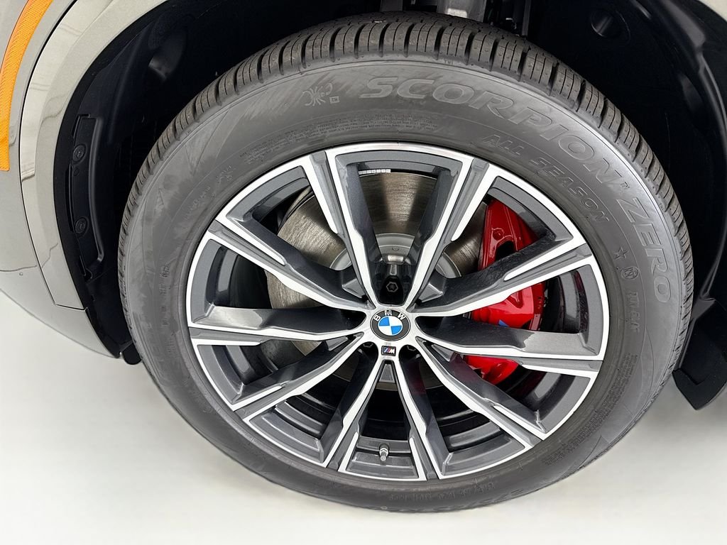 New 2026 Green Metallic BMW xDrive50e image 29
