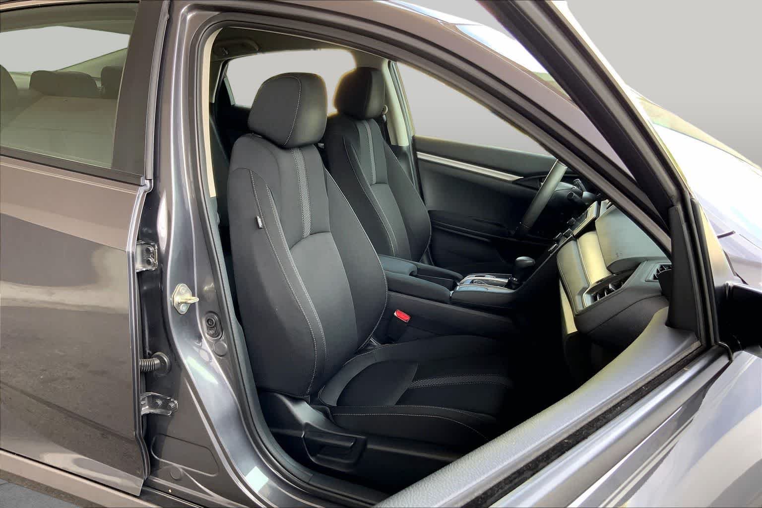 Used 2019 Modern Steel Metallic Honda LX image 9