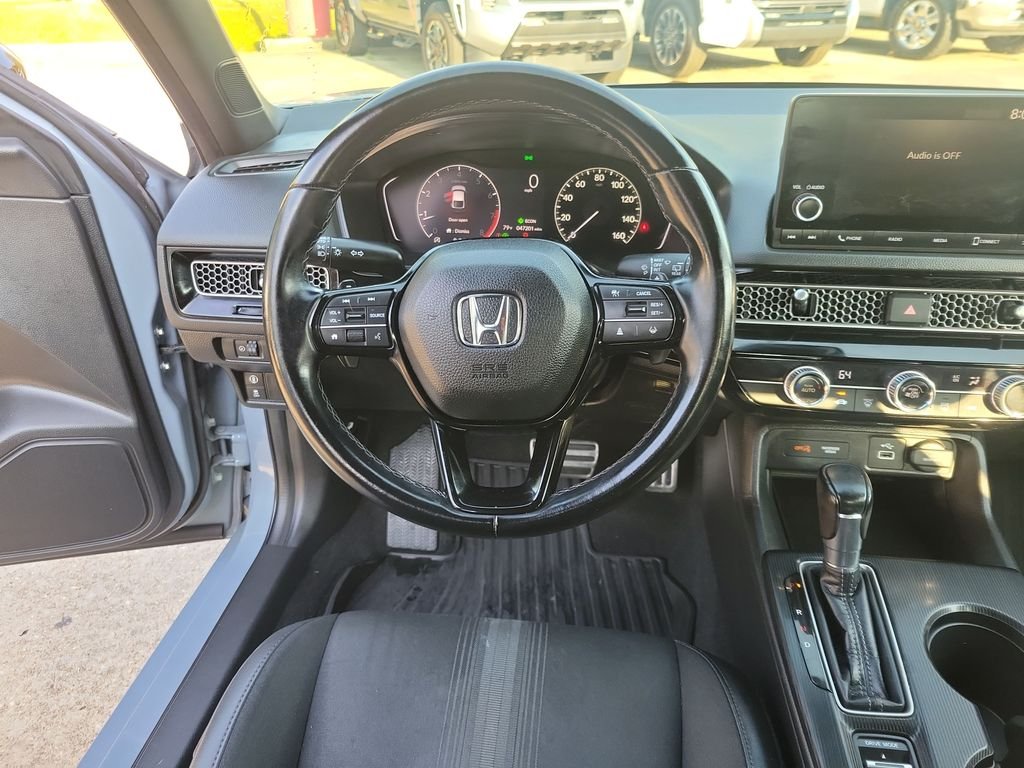 Used 2022  Honda Sport image 17
