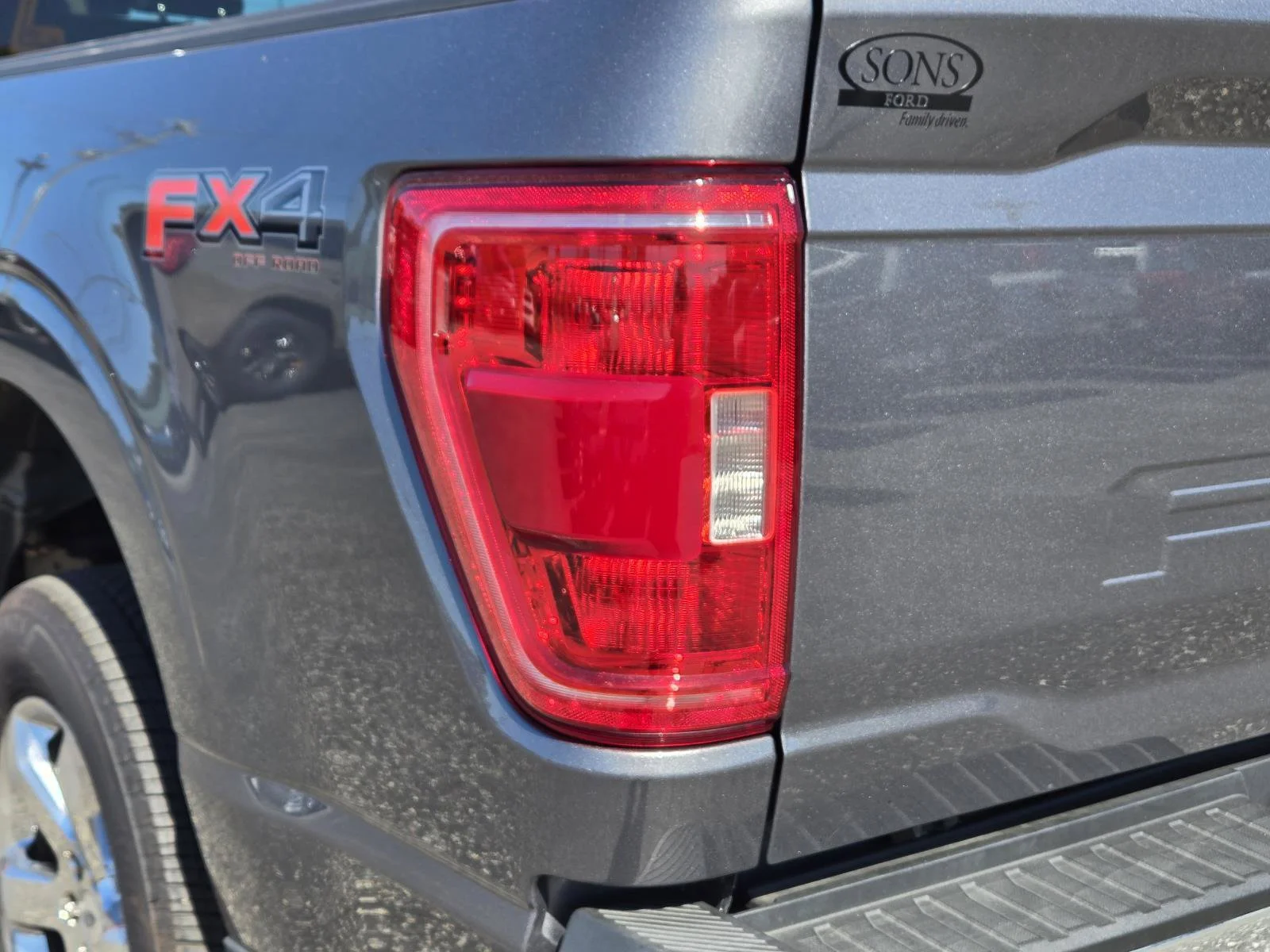 Used 2023 Gray Metallic Ford XLT image 10