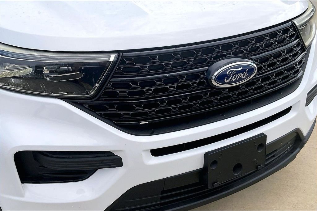 Used 2020 White Ford XLT image 29