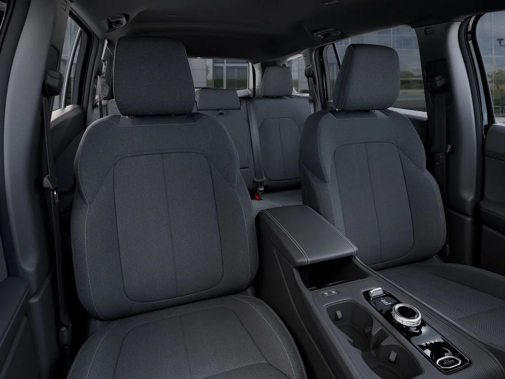 New 2026 Diamond Black Crystal Pearl-Coat Exterior Paint Jeep Laredo image 16