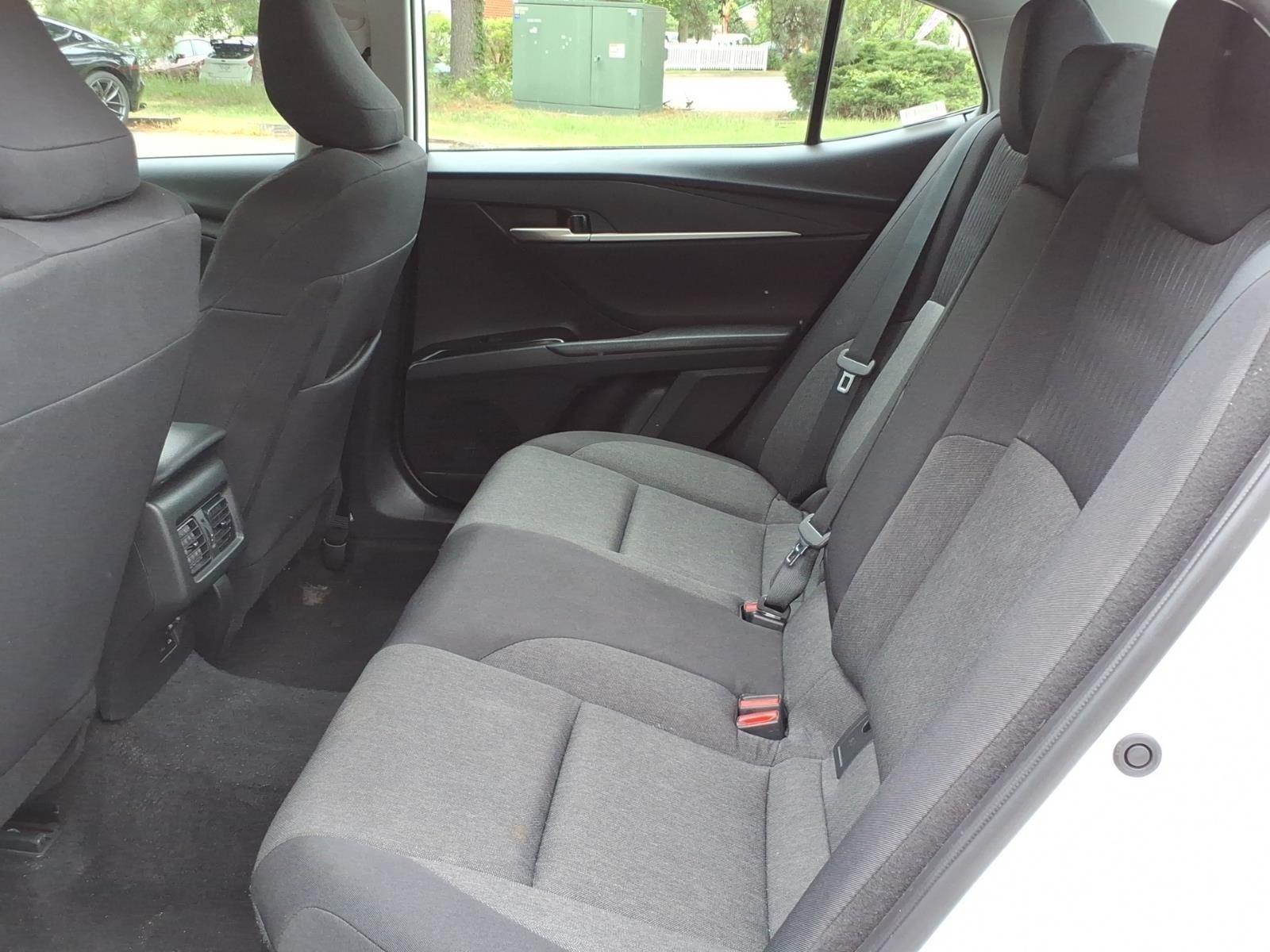 Used 2025 Ice Cap Toyota LE image 21
