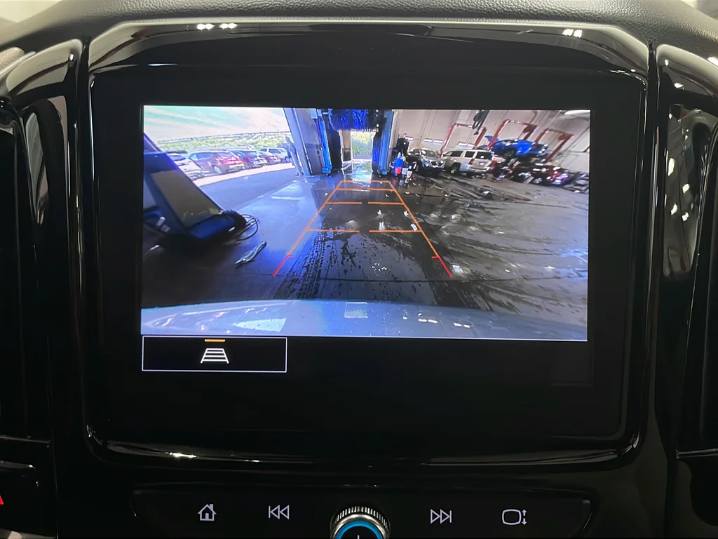 Used 2023 Gray Chevrolet LT image 14