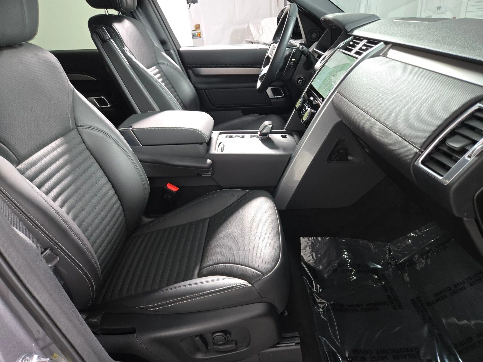 Used 2026 Eiger Gray Metallic Land Rover Gemini Edition image 3