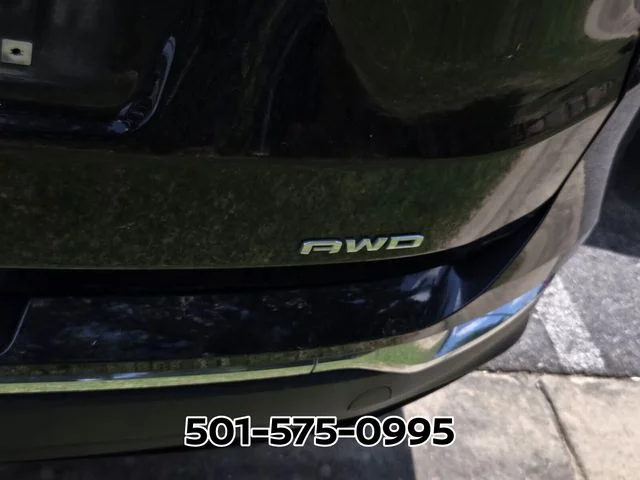 Used 2022 Black GMC SLT image 11