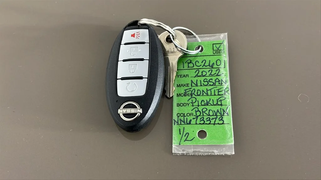 Used 2022 Beige Nissan PRO-4X image 33