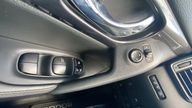 Used 2018 Silver Nissan SV image 22