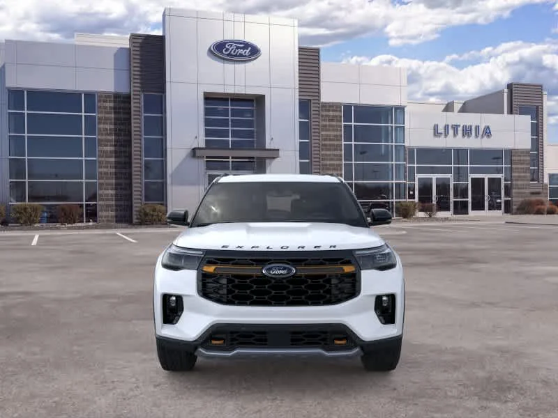 New 2026 Star White Metallic Tri-Coat Ford Tremor® image 6