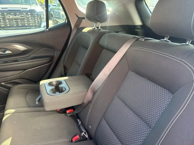 Used 2024 White GMC SLE image 15