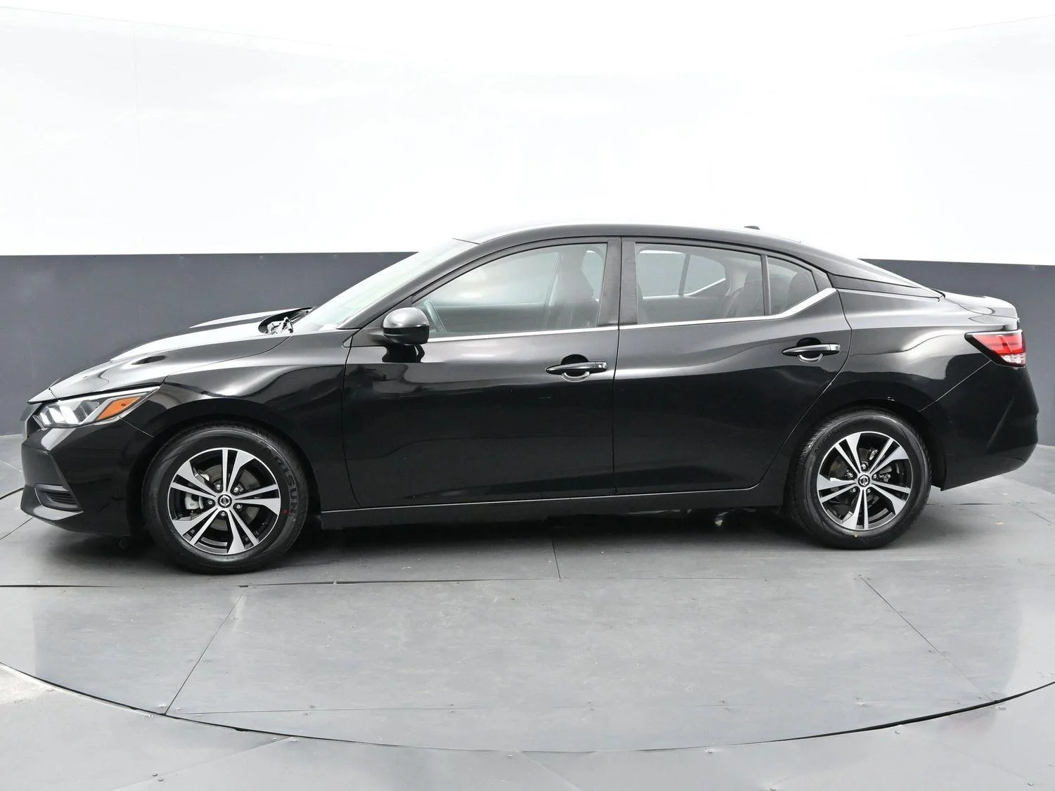 Used 2021 Black Nissan SV image 4