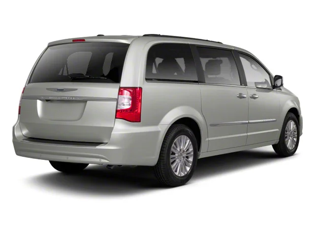 Used 2013 Billet Silver Metallic Clearcoat Chrysler Touring image 3