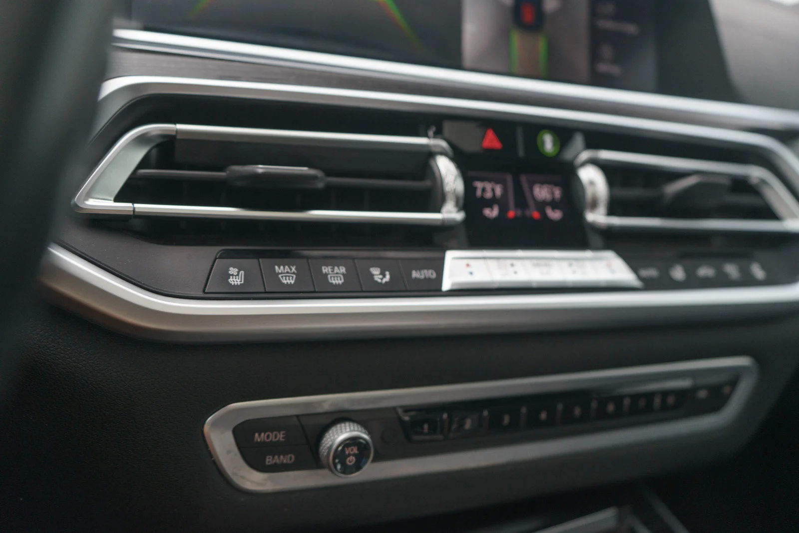 Used 2020 Carbon Black Metallic BMW xDrive40i image 21