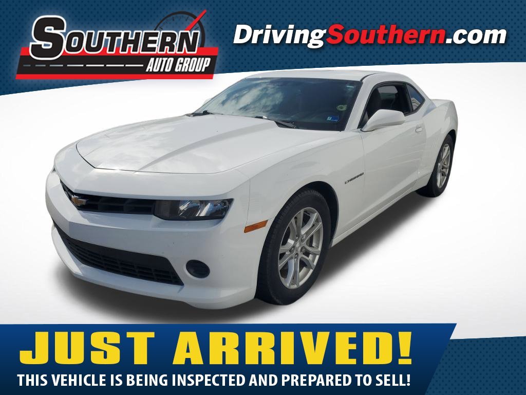 Used 2015 White Chevrolet 2LS image 1