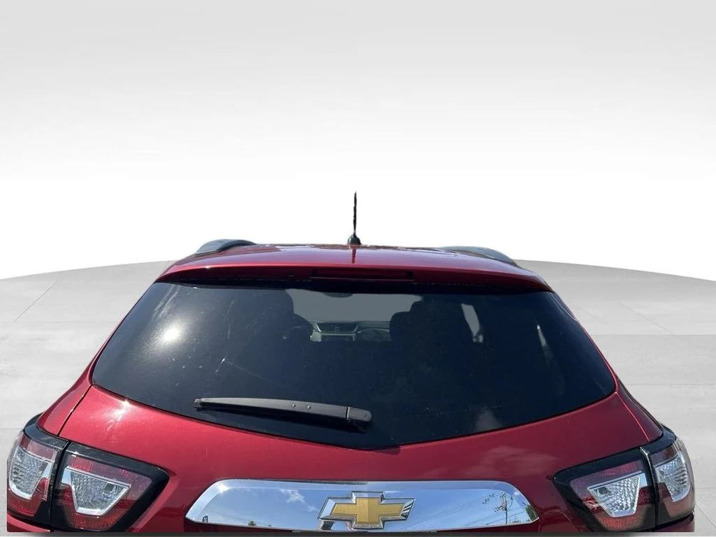 Used 2014 Red Chevrolet LT image 5