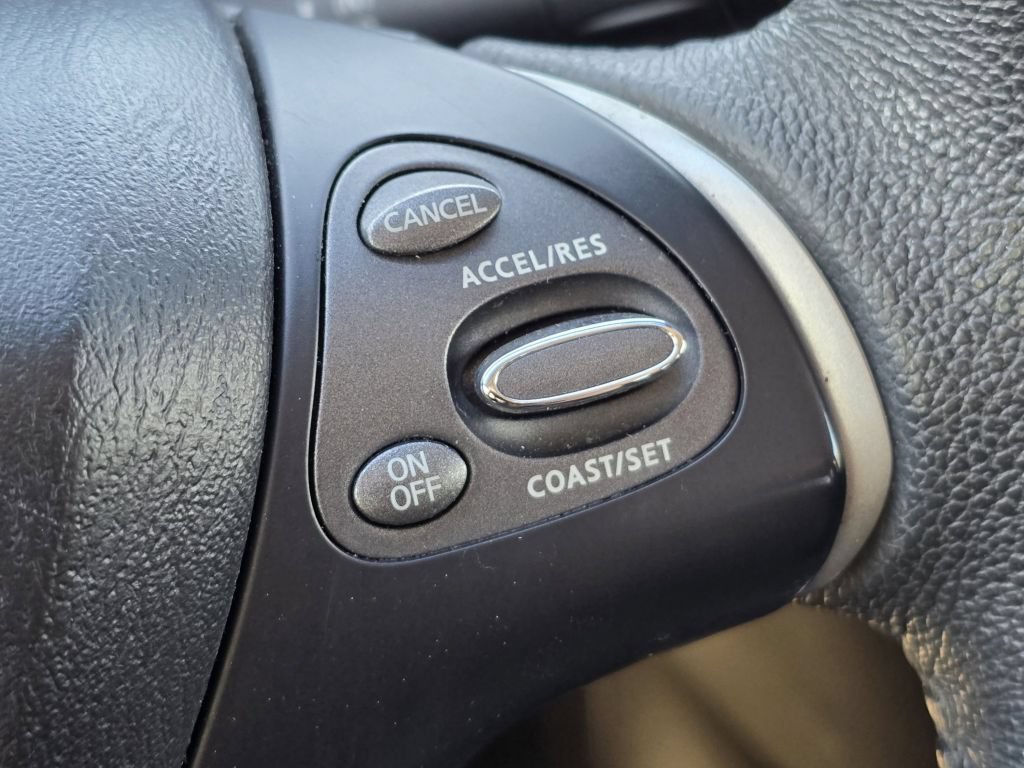 Used 2016 Gun Metallic Nissan SV image 13