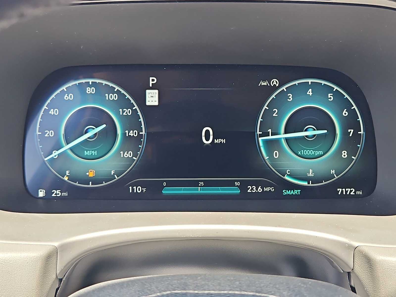 Certified Used 2025 Hyper White Hyundai SEL Premium 8P image 33