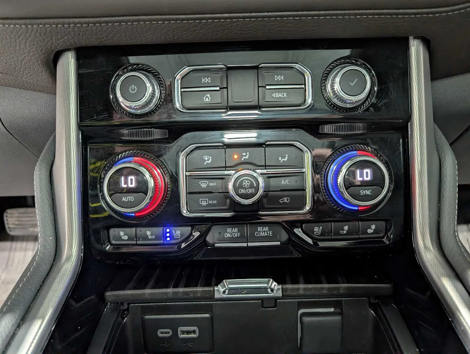 Used 2023 Titanium Rush Metallic GMC Denali image 32