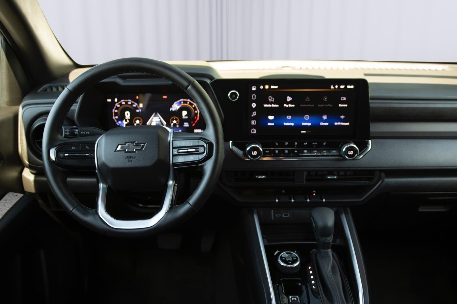 New 2025 Summit White Chevrolet Trail Boss image 13