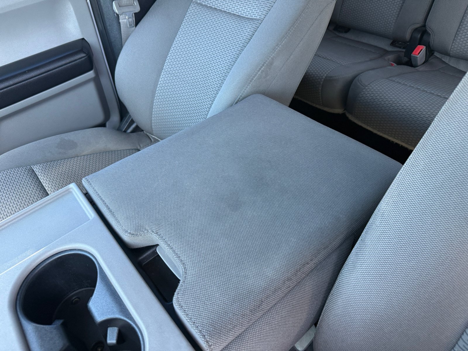 Certified Used 2019 Oxford White Ford XLT image 14