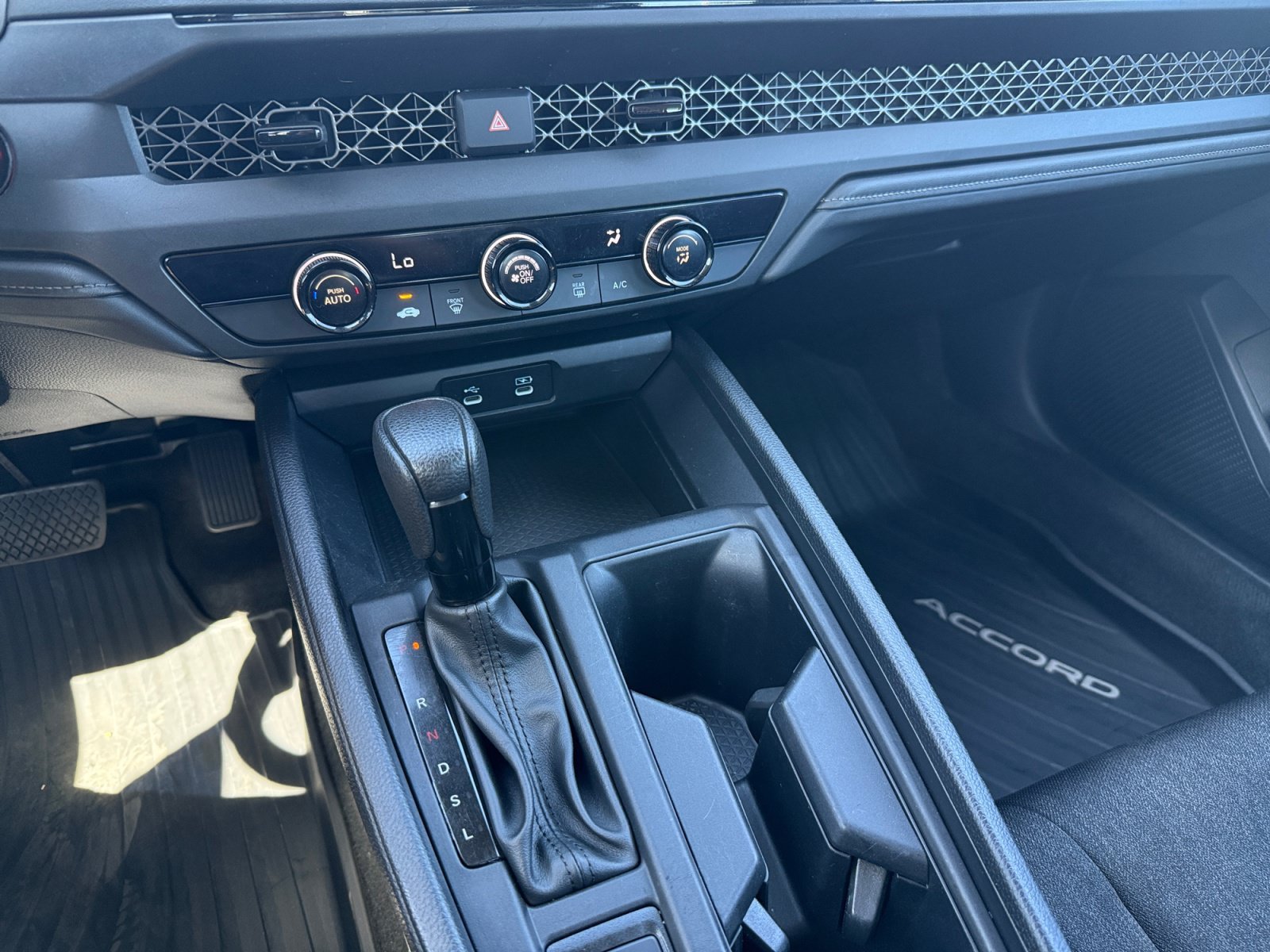 2023 Honda Accord LX - Photo 33